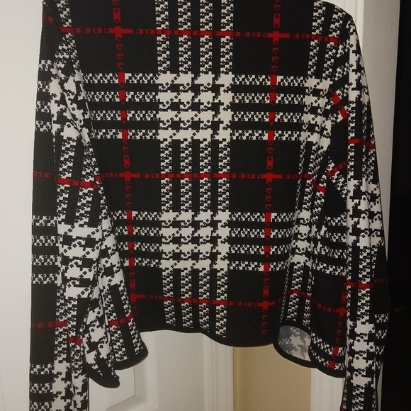 Jacket- lightweight, black, red, white stripes - Picture 3 of 4